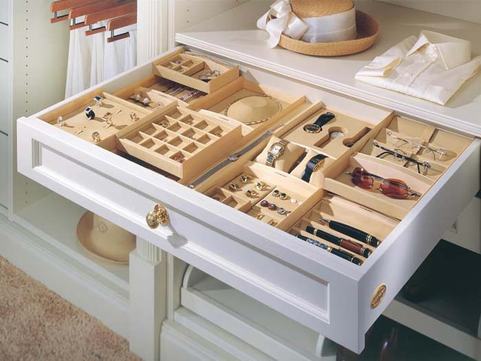 Multiple Wooden Drawer Organizers For Small Items #bedroom #storage #organization #decorhomeideas