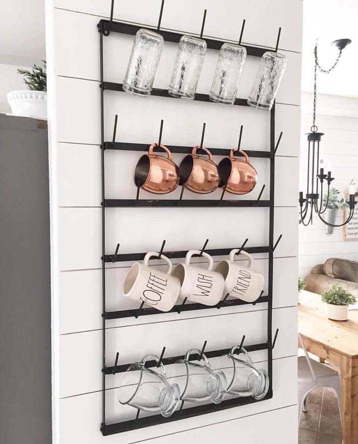 A Wall-Mounted Mug and Glass Holder #smallkitchen #storage #organization #decorhomeideas