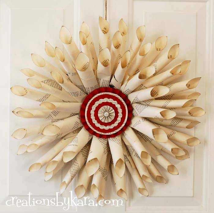 Christmas Book Page Wreath #Christmas #dollarstore #diy #decorhomeideas