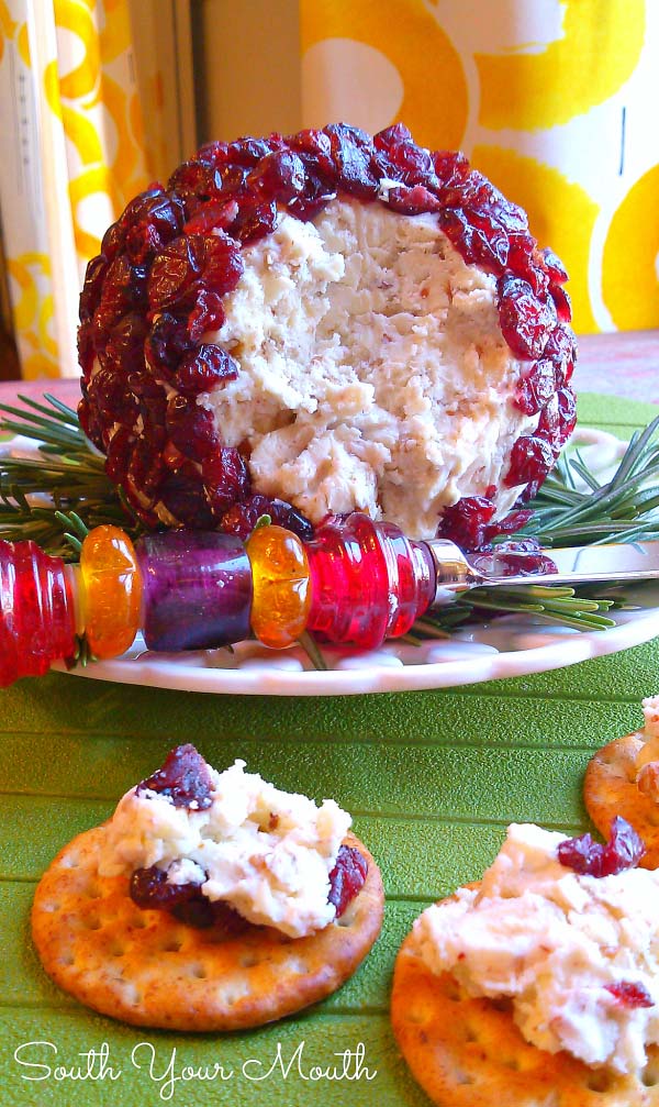 25 Most Delicious Christmas Cheese Balls Appetizers You Can Do In No ...