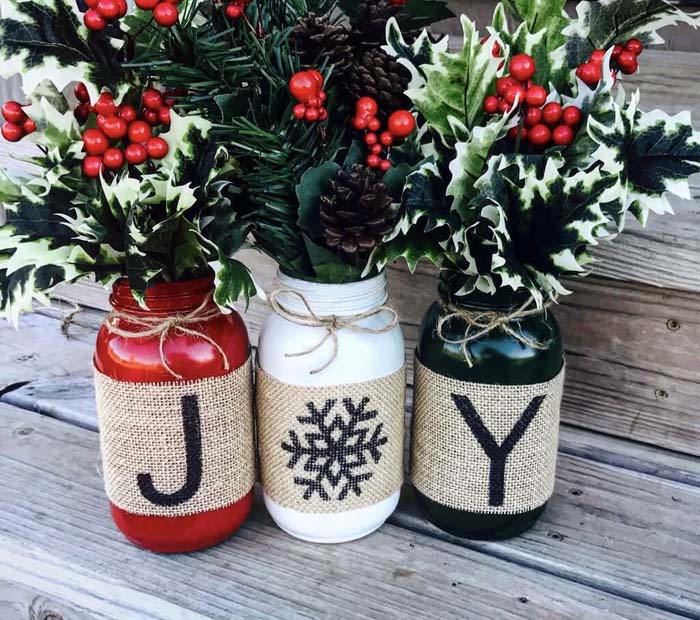 Christmas Holiday Burlap Mason Jars #Christmas #dollarstore #diy #decorhomeideas