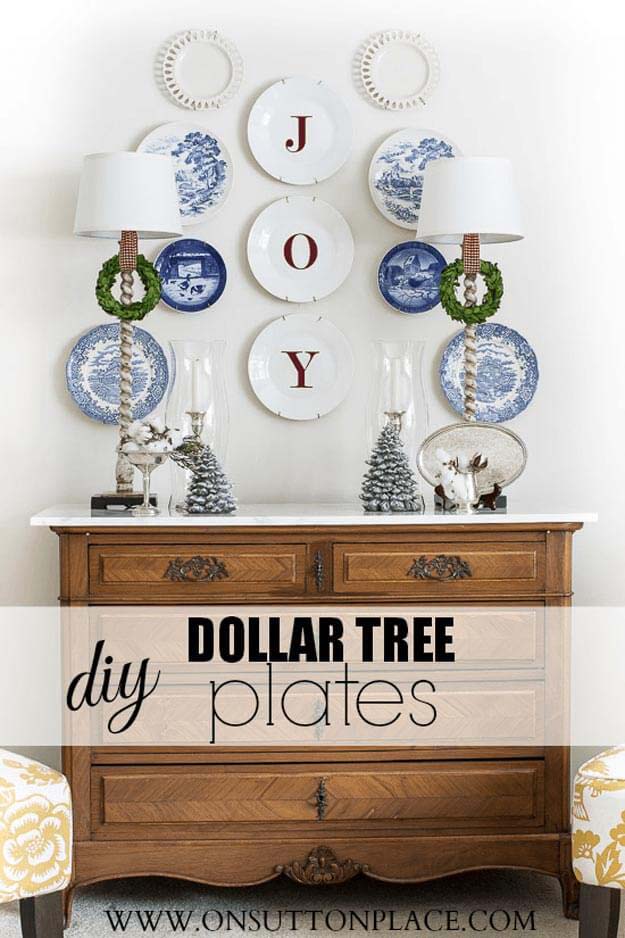 DIY Dollar Tree JOY Plates #Christmas #dollarstore #diy #decorhomeideas