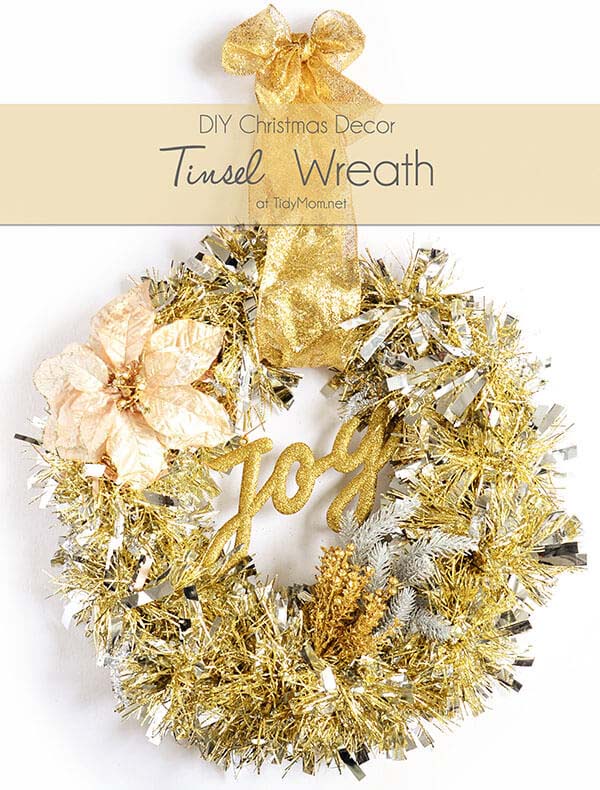 DIY Holiday Tinsel Wreath #Christmas #tinsel #diy #decorhomeideas