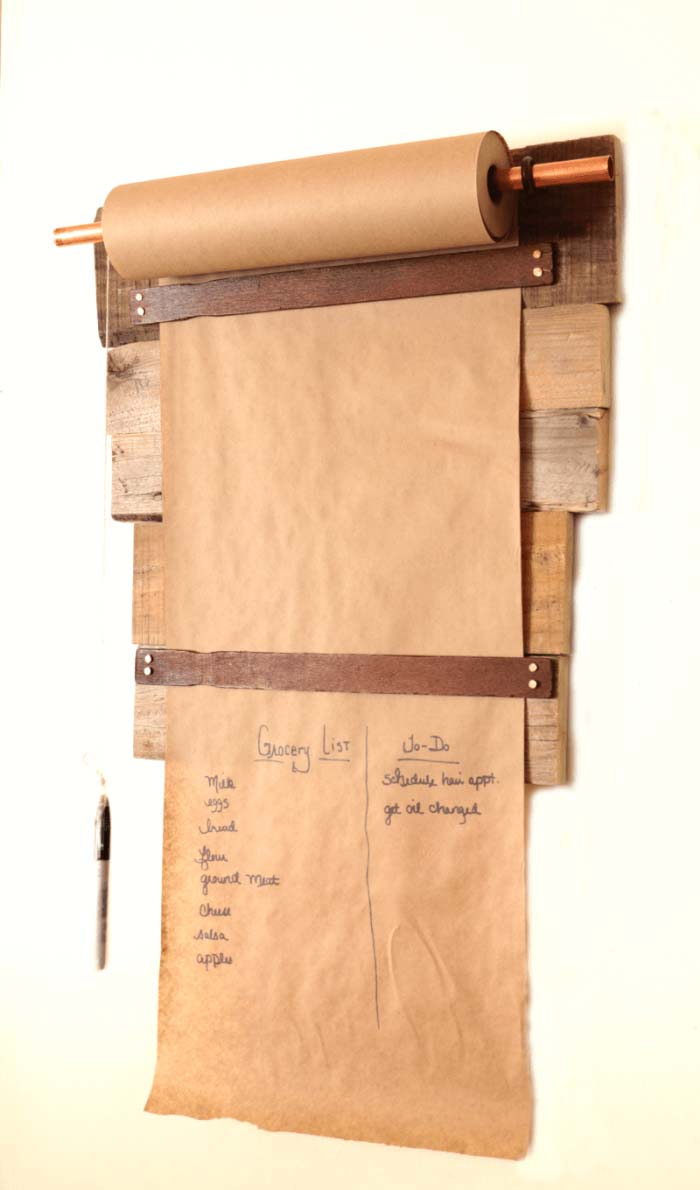 DIY Pallet Wood Memo Board #diy #wood #crafts #decorhomeideas