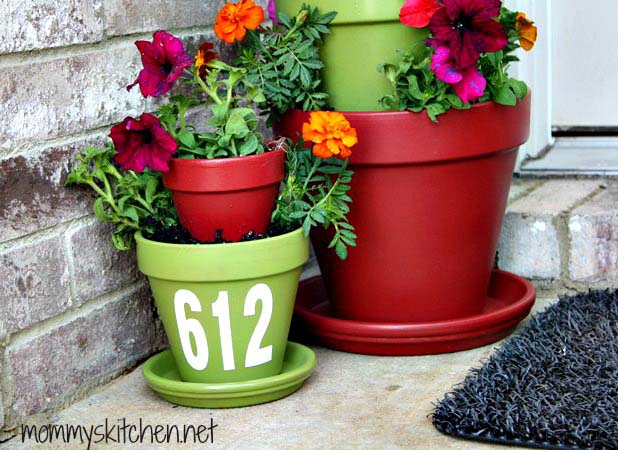 DIY Terra Cotta Tiered Planter #flowerpot #frontdoor #frontporch #decorhomeideas