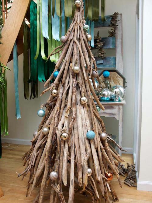 Driftwood Christmas Tree #diy #coastal #christmas #decorhomeideas