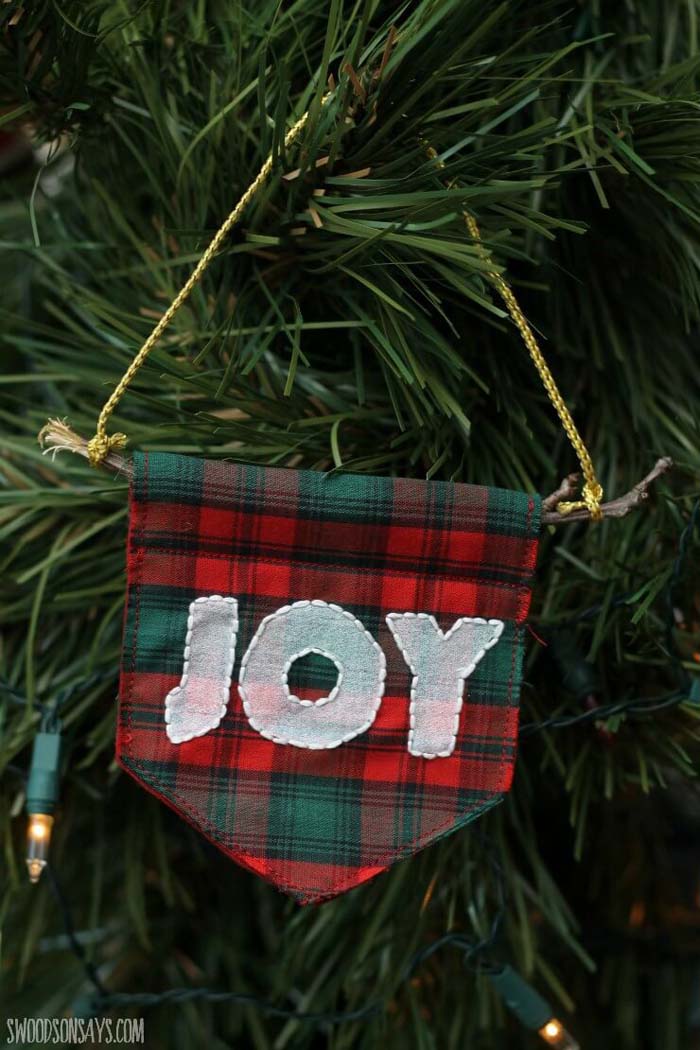 Embroidered Pennant Christmas Ornament #Christmas #rustic #ornaments #decorhomeideas