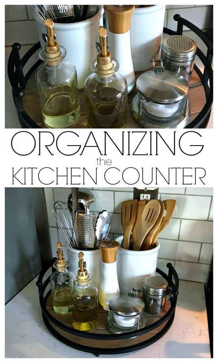 Everyday Kitchen Essentials on a Lazy Susan #smallkitchen #storage #organization #decorhomeideas