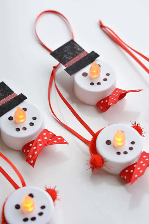 Frosty the Battery Powered Tea Light Snowman #Christmas #dollarstore #diy #decorhomeideas