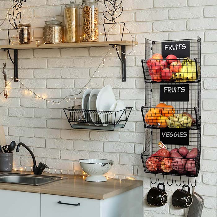 Fruit And Vegetable Storage Baskets with Chalkboards #smallkitchen #storage #organization #decorhomeideas