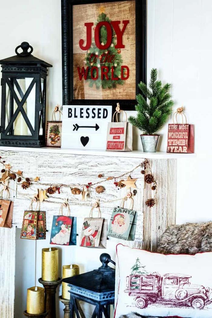 Fun Christmas Lodge Style Mantel #Christmas #vintage #diy #decorhomeideas