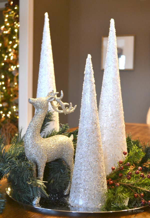 Glass Beaded Christmas Trees #Christmas #tree #crafts #decorhomeideas
