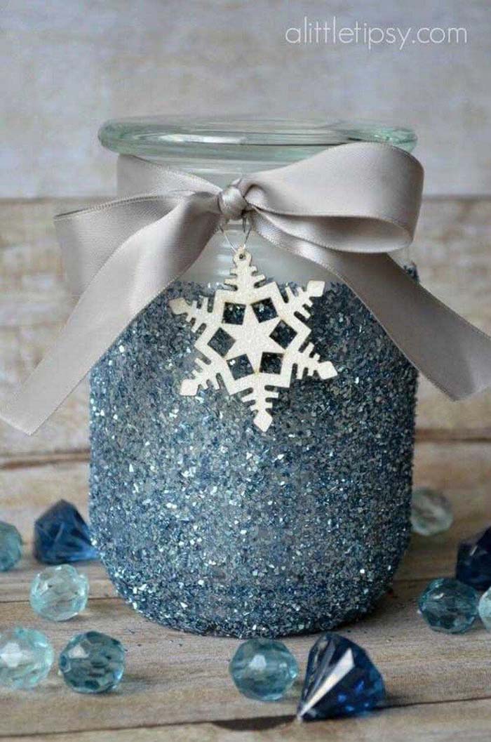 Glitter Candle Gift Idea #Christmas #blue #decorations #decorhomeideas