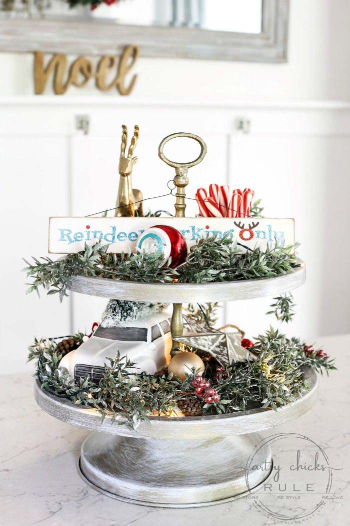 Holiday Tiered Tray Makeover #tieredtray #Christmas #decorhomeideas