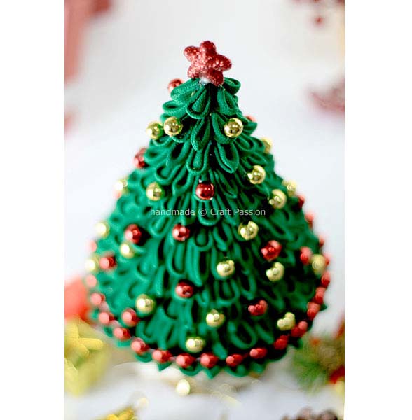 Kanzashi Christmas Tree #Christmas #tree #crafts #decorhomeideas