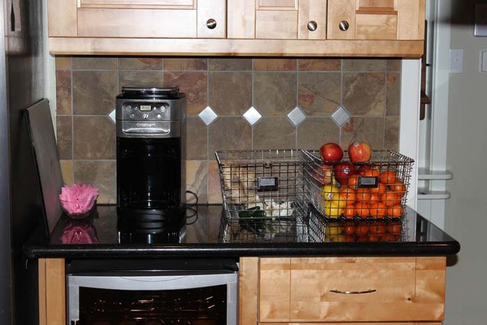 Large Wire Baskets for Fruits and Vegetables #kitchen #countertop #organization #decorhomeideas