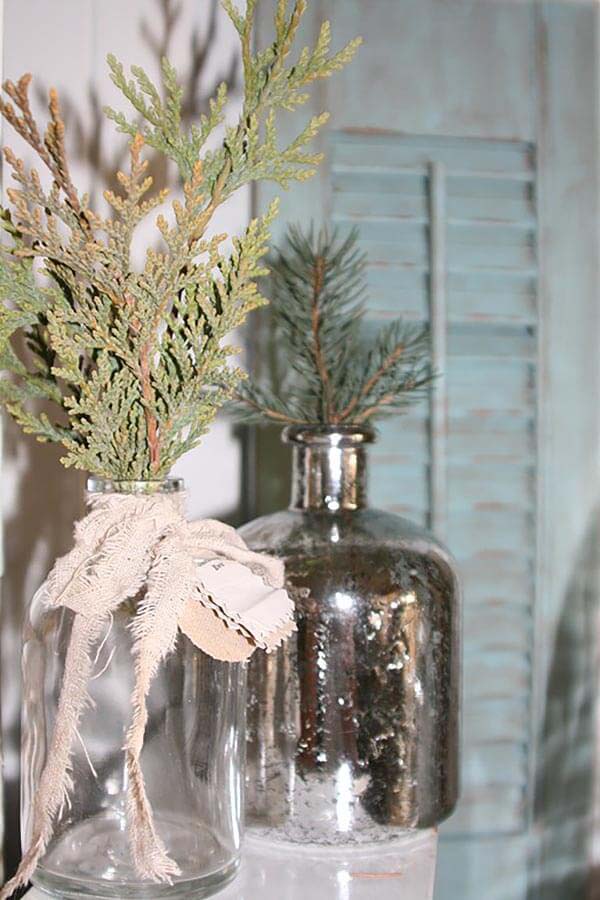 Lovely and Fresh Evergreen Sprig Vases #Christmas #vintage #diy #decorhomeideas