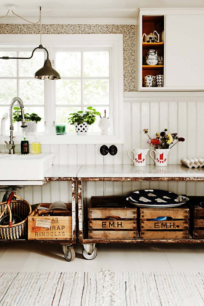 Metal Rolling Cabinets with Crate Storage #farmhouse #kitchen #cabinet #decorhomeideas