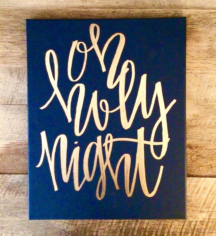 Midnight Blue and Golden Oh Holy Night #Christmas #blue #decorations #decorhomeideas