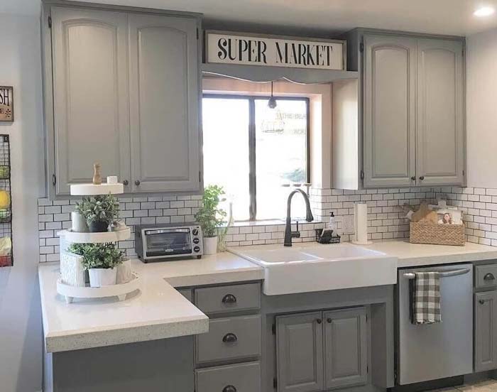 Modern Farmhouse Light Gray Cabinets #farmhouse #kitchen #cabinet #decorhomeideas