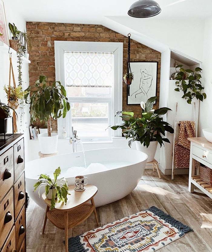 Plants in Varying Sizes #plants #bathroom #hanging #decorhomeideas