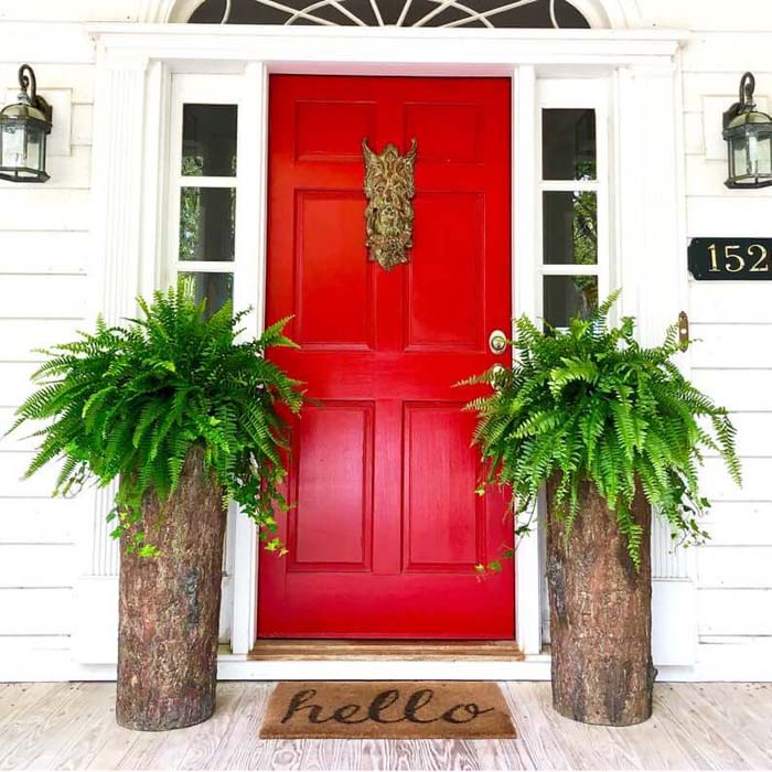 Rustic Tall Log Planters #flowerpot #frontdoor #frontporch #decorhomeideas