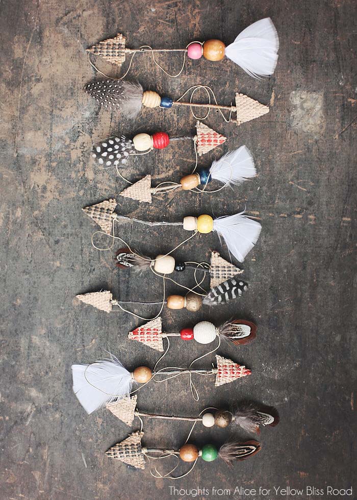 Rustic Twig Arrows #Christmas #rustic #ornaments #decorhomeideas