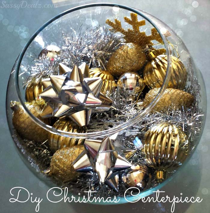 Silver and Gold Christmas Fish Bowl Centerpiece #Christmas #tinsel #diy #decorhomeideas