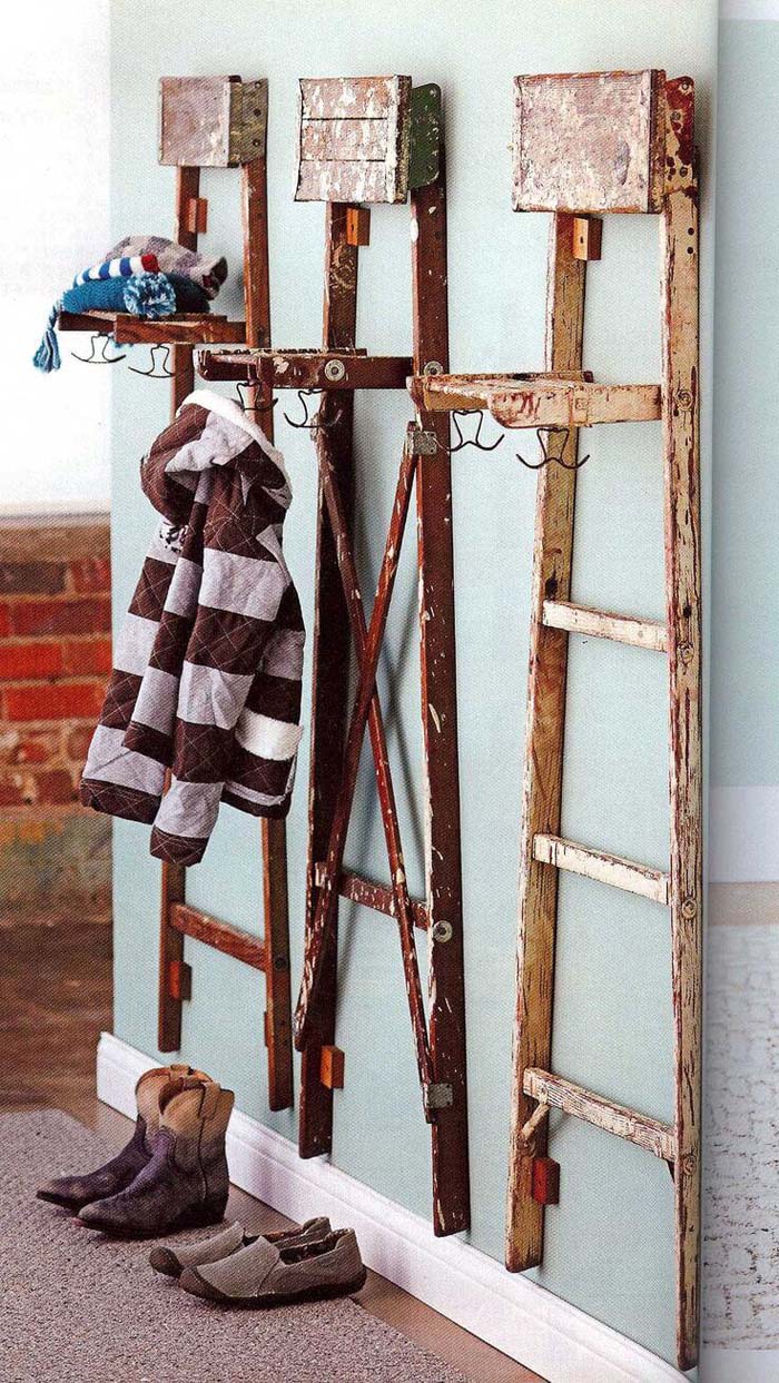 So Much Cooler than a Cubby #diy #ladder #repurpose #decorhomeideas