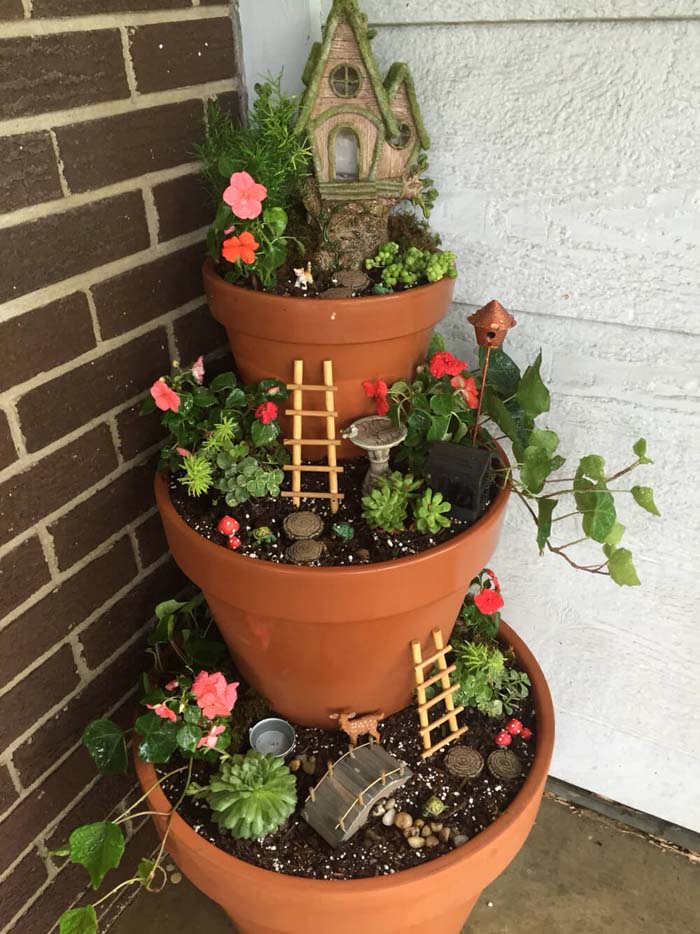 Tiered Front Porch Fairy Garden #flowerpot #frontdoor #frontporch #decorhomeideas