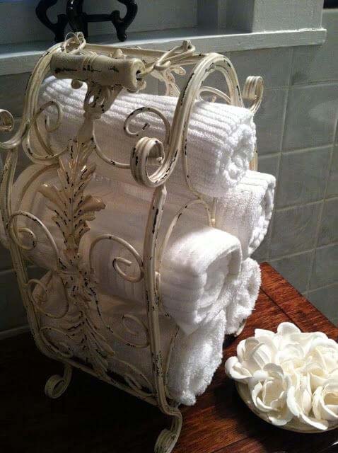 Versailles Jardin Scrollwork Towel Rack #bathroom #towel #storage #decorhomeideas