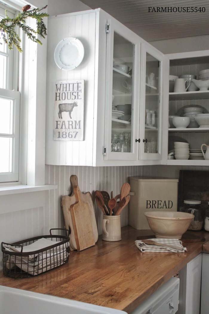 White Paneling Open-Face Farmhouse Cabinets #farmhouse #kitchen #cabinet #decorhomeideas