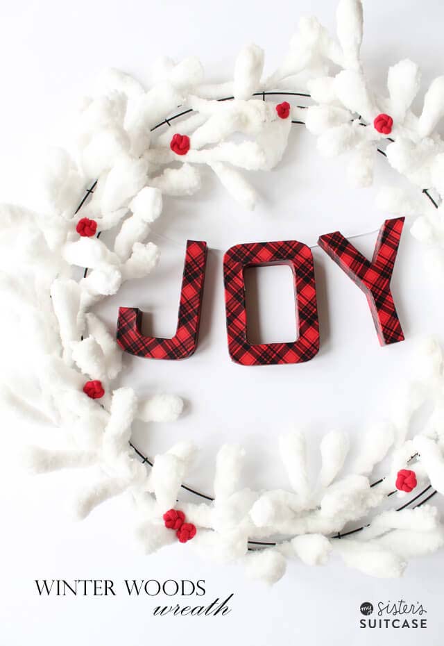 Winter Woods Christmas Wreath #Christmas #dollarstore #diy #decorhomeideas