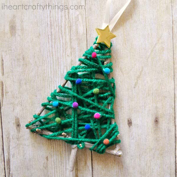 Yarn Wrapped Christmas Tree Twig Ornament #Christmas #rustic #ornaments #decorhomeideas