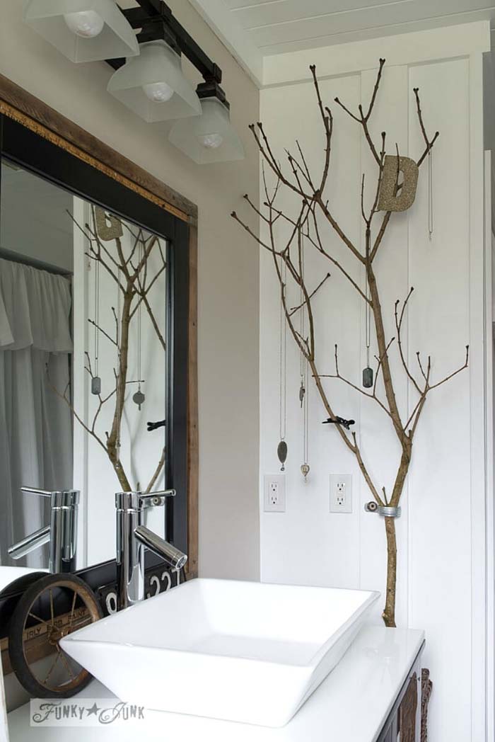 Bathroom-Beautiful Ways To Decorate With Branches #branches #homedecor #decorhomeideas