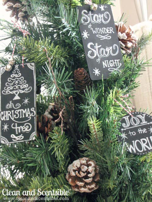 Chalkboard Ornaments Set #Christmas #ornaments #dollarstore #decorhomeideas