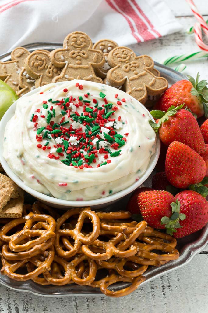 Christmas Cookie Dough Dip #Christmas #dips #decorhomeideas