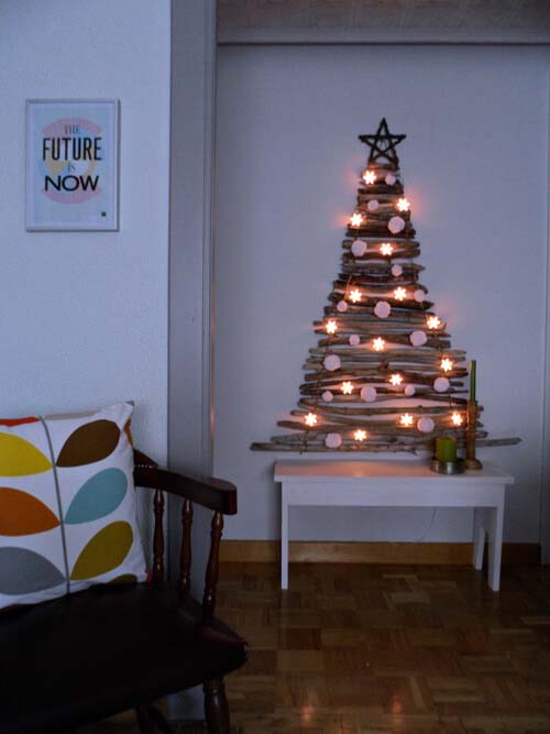 Christmas Tree from Sticks #Christmas #Christmastree #decorhomeideas