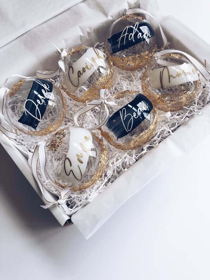 Clear Customized Bauble Gift Box #Christmas #personalizedbaubles #baubles #decorhomeideas