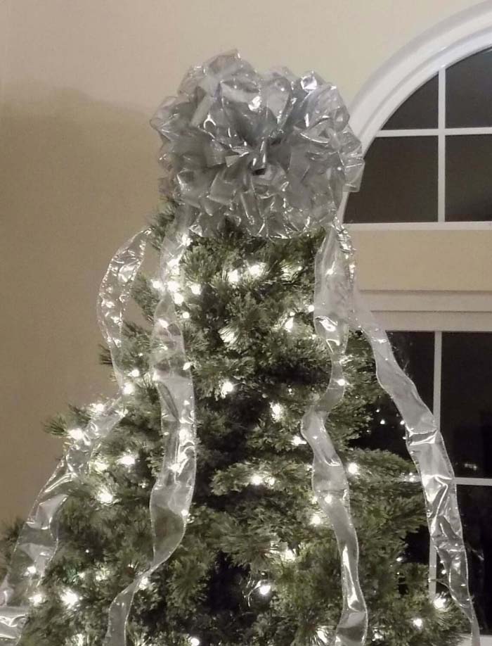 Extra Large Christmas Tree Bow Topper #Christmas #silver #decorations #decorhomeideas