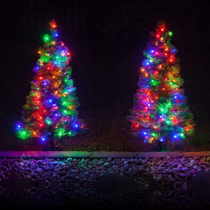 Festive Pathway Christmas Tree Lights #Christmastree #outdoor #decorhomeideas