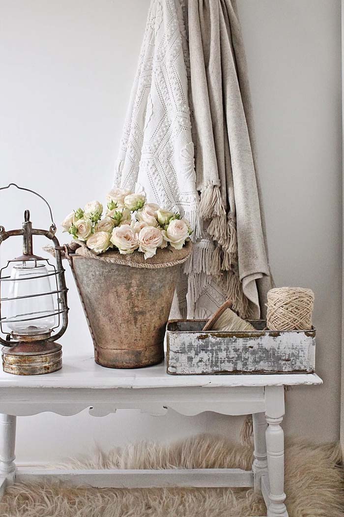 French Country Decor Ideas for the Entryway #frenchcountry #decor #decorhomeideas