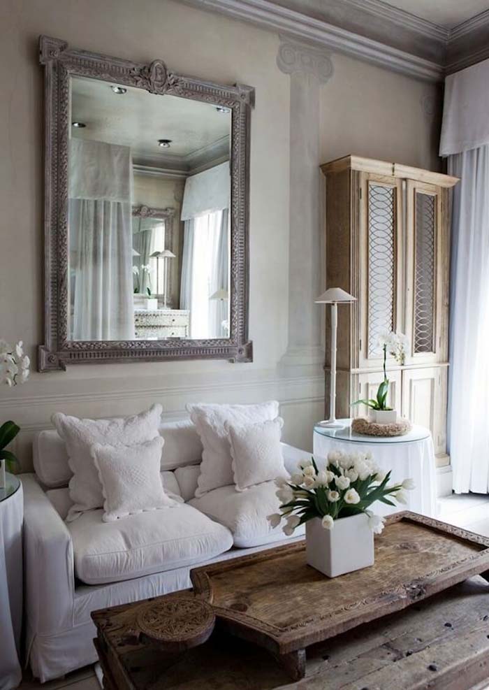 French Country Livingroom with Fresco Wall Painting #frenchcountry #decor #decorhomeideas