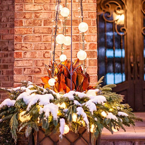 Hanging Outdoor Christmas Decor