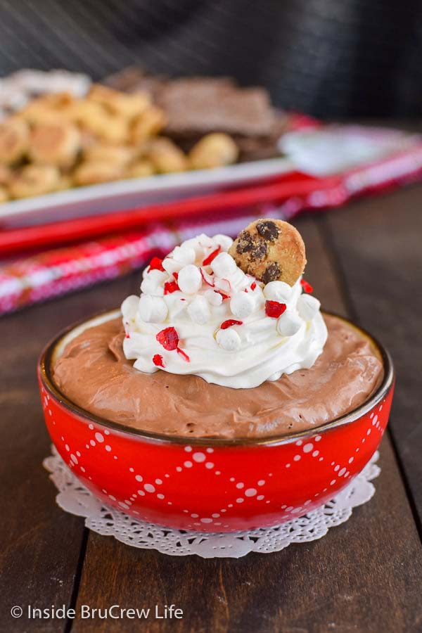 Hot Chocolate Cheesecake Dip #Christmas #dips #decorhomeideas