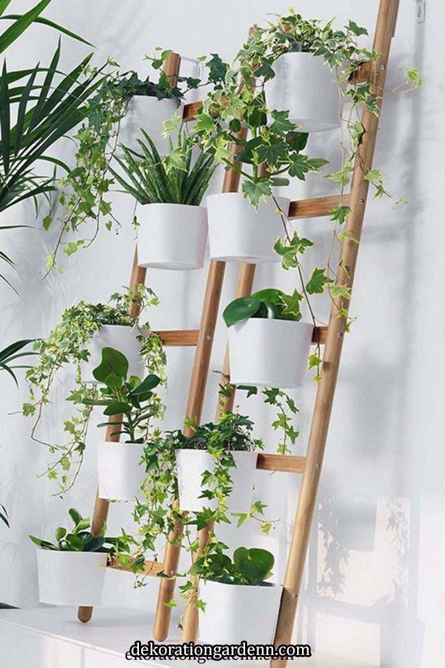 Ladder Planter With White Flower Pots #ladderplanter #decorhomeideas