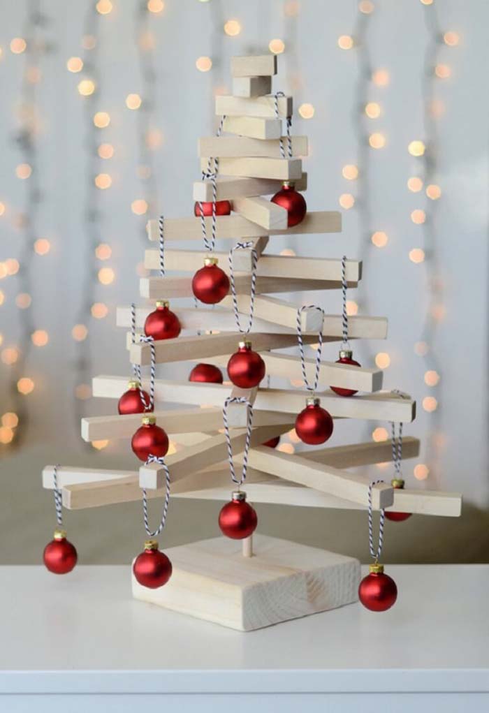 Modern Wooden Tabletop Christmas Tree #Christmas #Christmastree #decorhomeideas