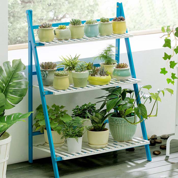 Multi Tiered Plant Stand Ladder #ladderplanter #decorhomeideas