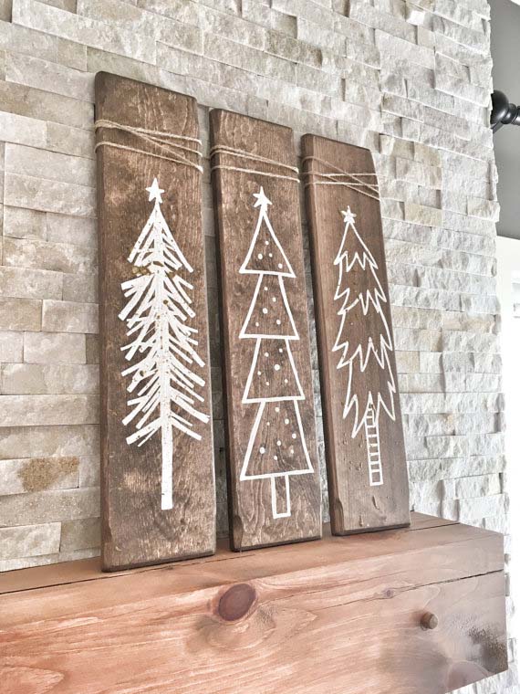 Rustic White Wooden Christmas Tree Signs #Christmas #walldecor #diy #decorhomeideas