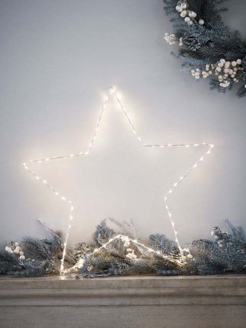 Twinkly Lights #Christmas #minimalist #decor #decorhomeideas